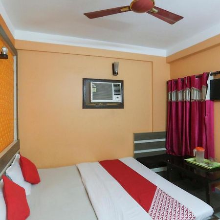 Rampurhat Oyo 60609 Hotel Tanushree المظهر الخارجي الصورة