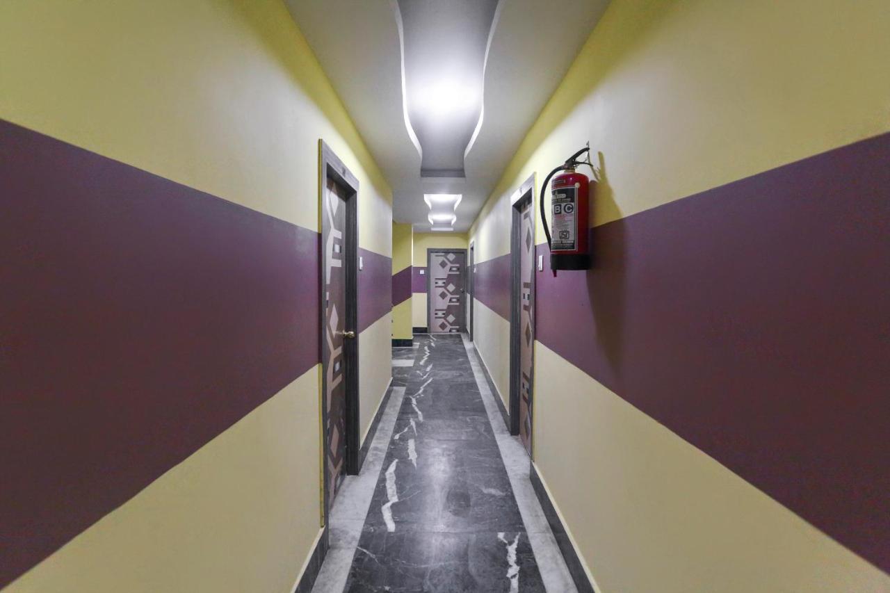 Rampurhat Oyo 60609 Hotel Tanushree المظهر الخارجي الصورة