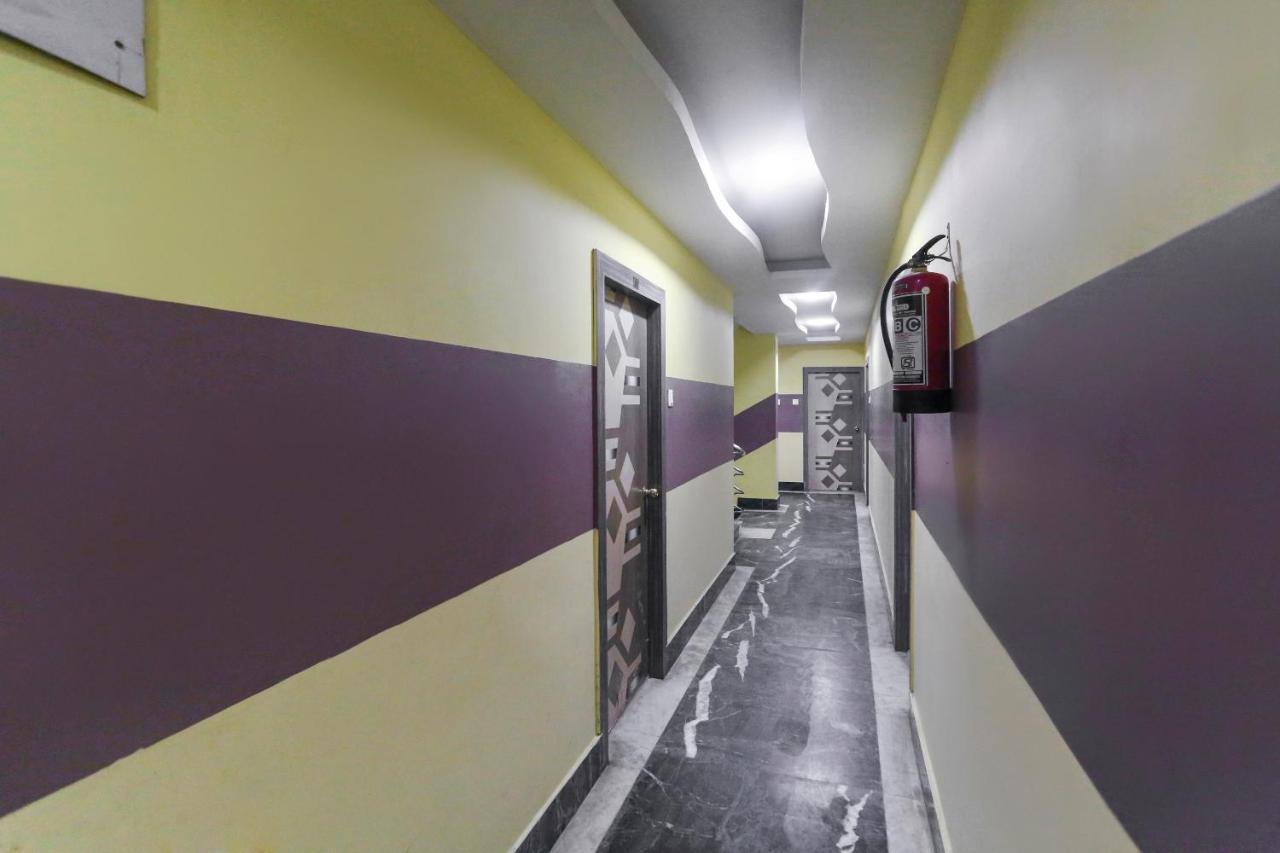 Rampurhat Oyo 60609 Hotel Tanushree المظهر الخارجي الصورة