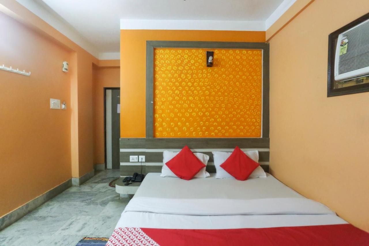 Rampurhat Oyo 60609 Hotel Tanushree المظهر الخارجي الصورة