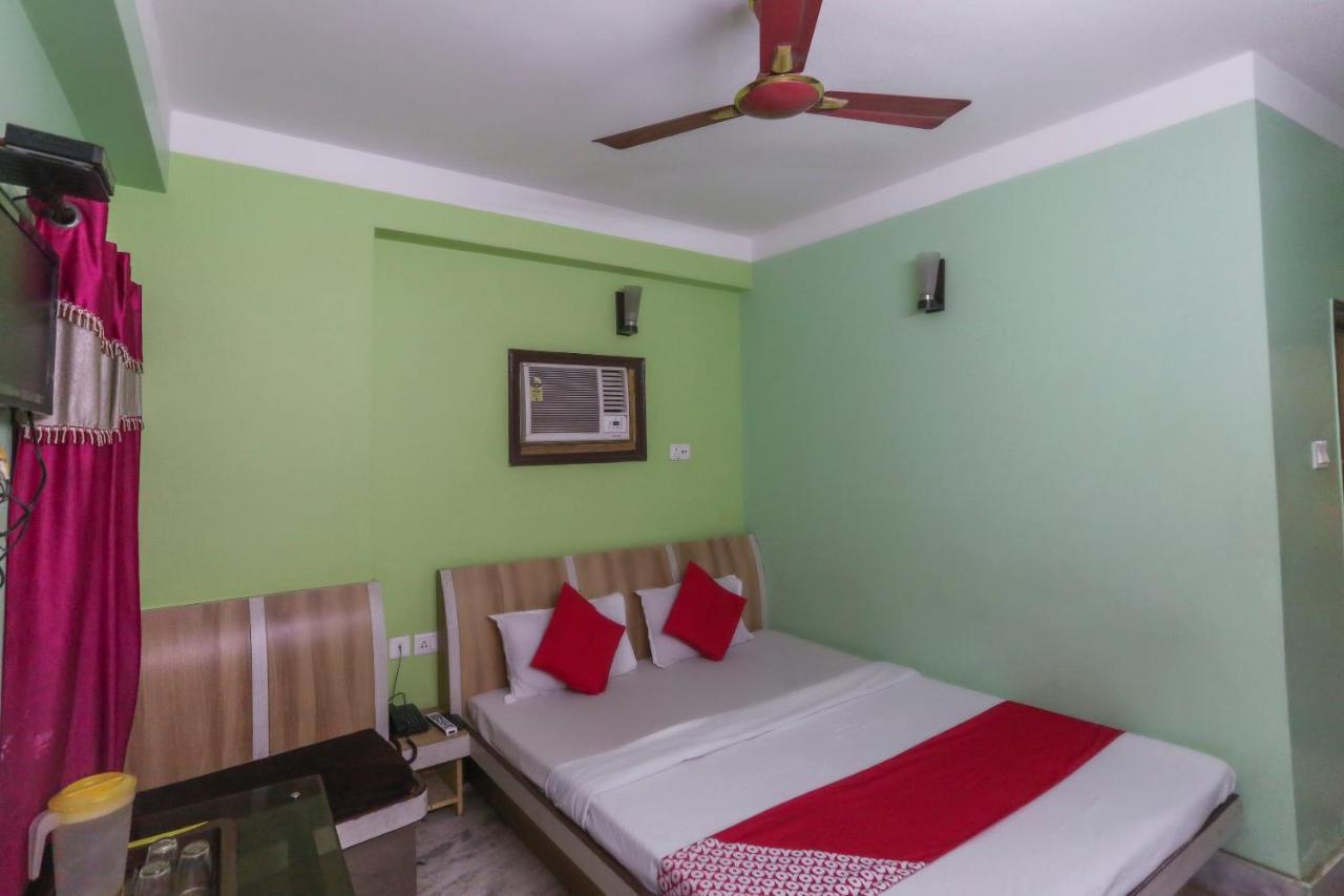 Rampurhat Oyo 60609 Hotel Tanushree المظهر الخارجي الصورة